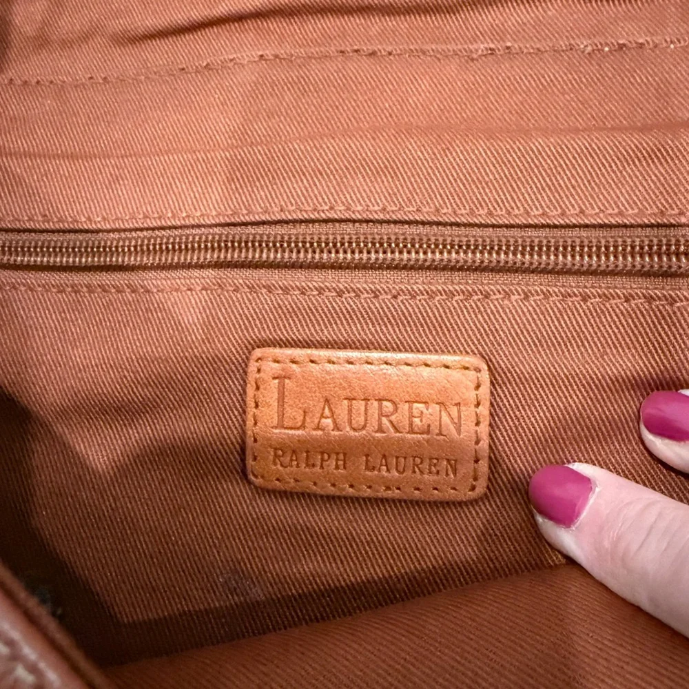 Ralph Lauren Leather Shoulder Bag - Picture 4 of 5